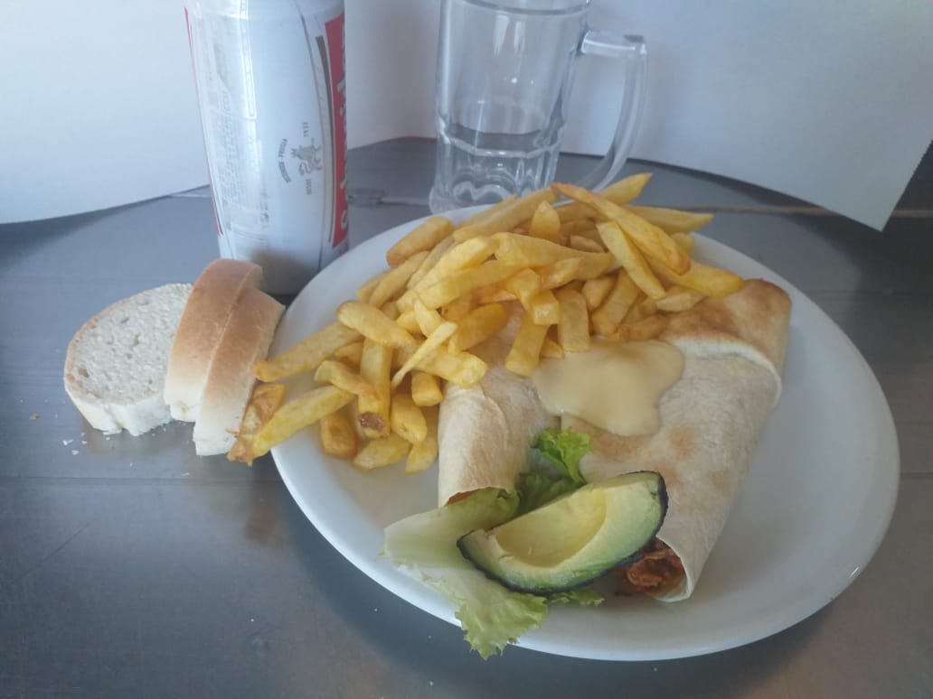 Tacos elegí un sabor con una guarnición